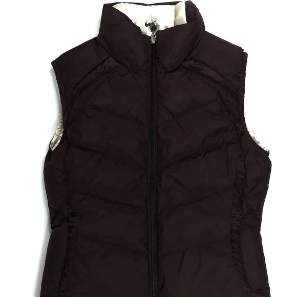 nike sleeveless jacket mens
